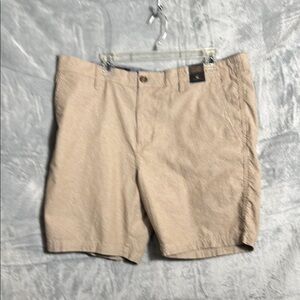 NWT 14th & Union men’s shorts size 40 slim fit 100% cotton Men's Tan‎ Shorts